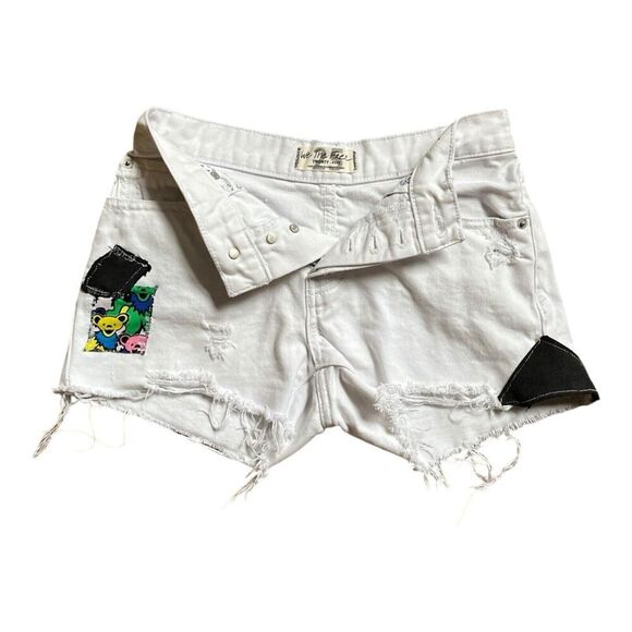 Upcycled High Rise Jean Shorts Reworked Grunge Concert Grateful Dead Bears S 25 - Picture 3 of 15